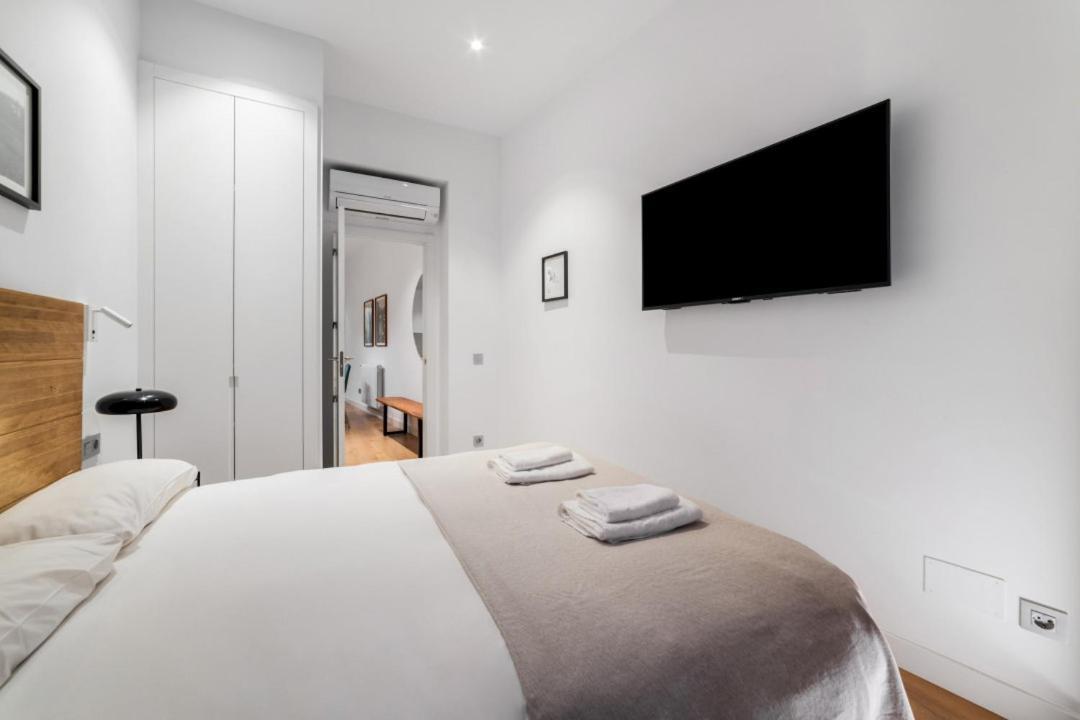 2 Bedrooms 1 Bathroom Furnished - Centro - Equipped & Stylish - Minty Stay Madrid Esterno foto
